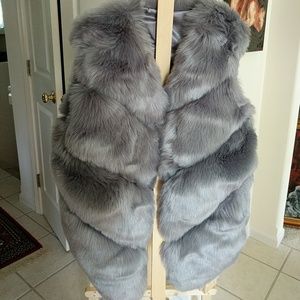 Vest fur